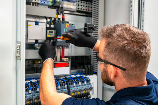 Best Local Electrician Companies  in Emporia, VA
